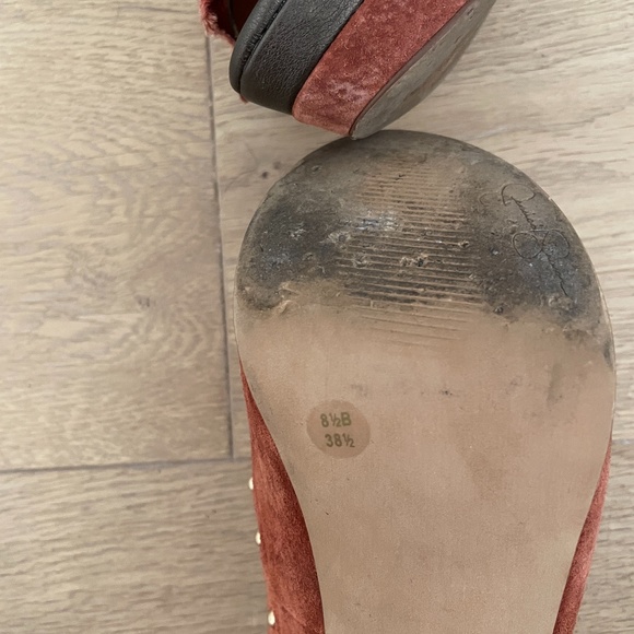 Jessica Simpson Red Suede Peep Toe Heels - Picture 8 of 8